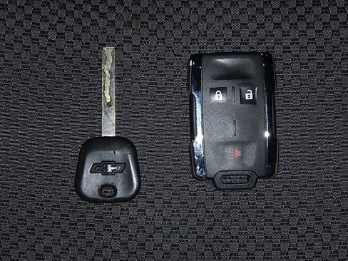 Used 2018 Chevrolet Silverado 1500 LT image 32