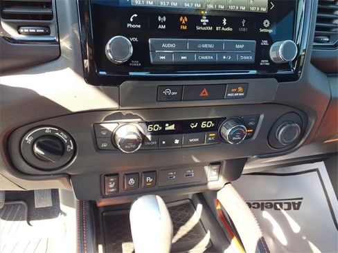 Used 2024 Nissan Frontier PRO-4X w/ Pro Premium Package image 12