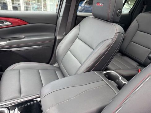 Used 2025 Chevrolet Traverse Z71 w/ Enhanced Driving Package AWD/4WD image 22