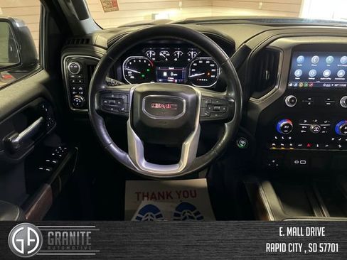 Used 2021 GMC Sierra 1500 SLT w/ SLT Premium Plus Package AWD/4WD image 13