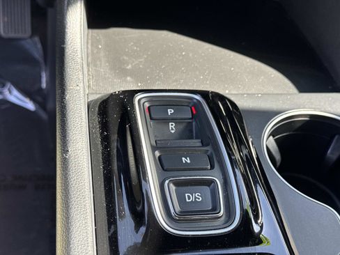 Certified 2023 Honda Pilot Sport image 10