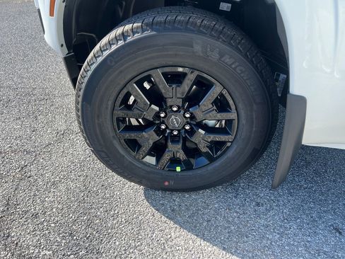 New 2026 Nissan Frontier SV w/ Tow Package AWD/4WD image 26