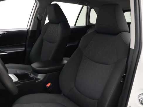Certified 2025 Toyota RAV4 XLE FWD image 13
