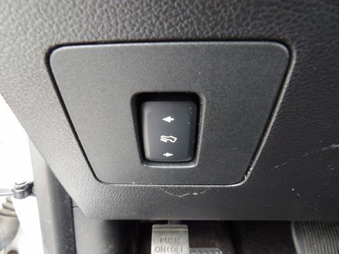 Used 2017 Ford F150 Lariat AWD/4WD image 27