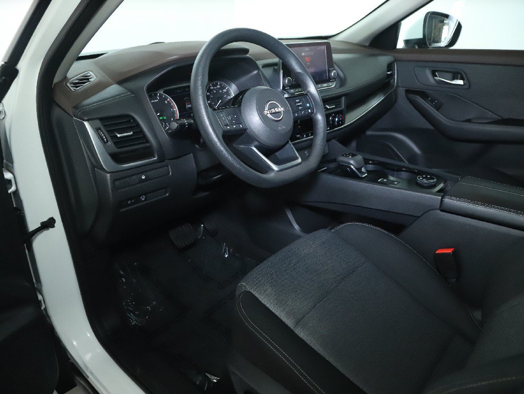 Used 2023 Nissan Rogue SV AWD/4WD image 18
