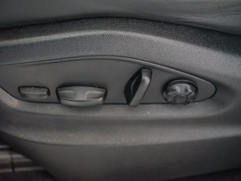 Certified 2023 Porsche Cayenne AWD/4WD image 26