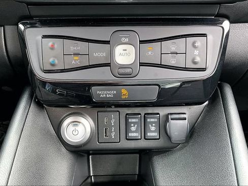 Certified 2025 Nissan Leaf SV Plus FWD image 14