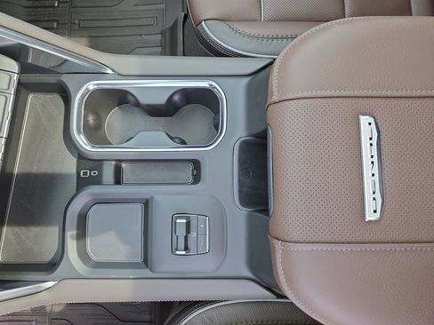 New 2026 GMC Sierra 2500 Denali w/ Denali Reserve Package image 25