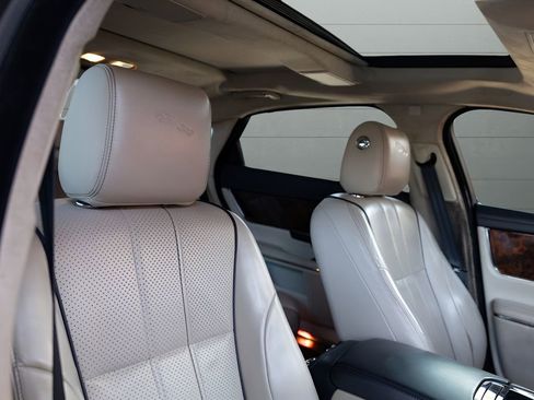 Used 2012 Jaguar XJ L RWD image 84
