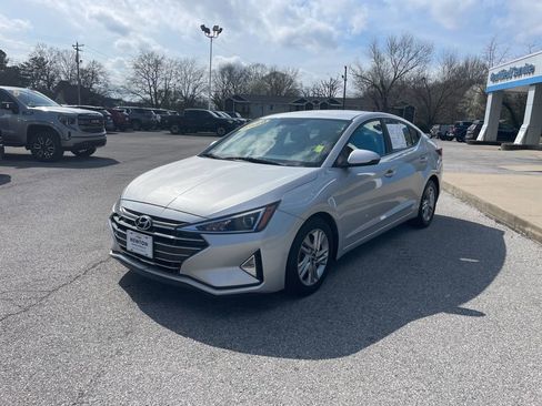 Used 2020 Hyundai Elantra SEL image 3