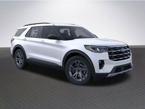 New 2026 Ford Explorer Active w/ Active Comfort Package AWD/4WD image 7
