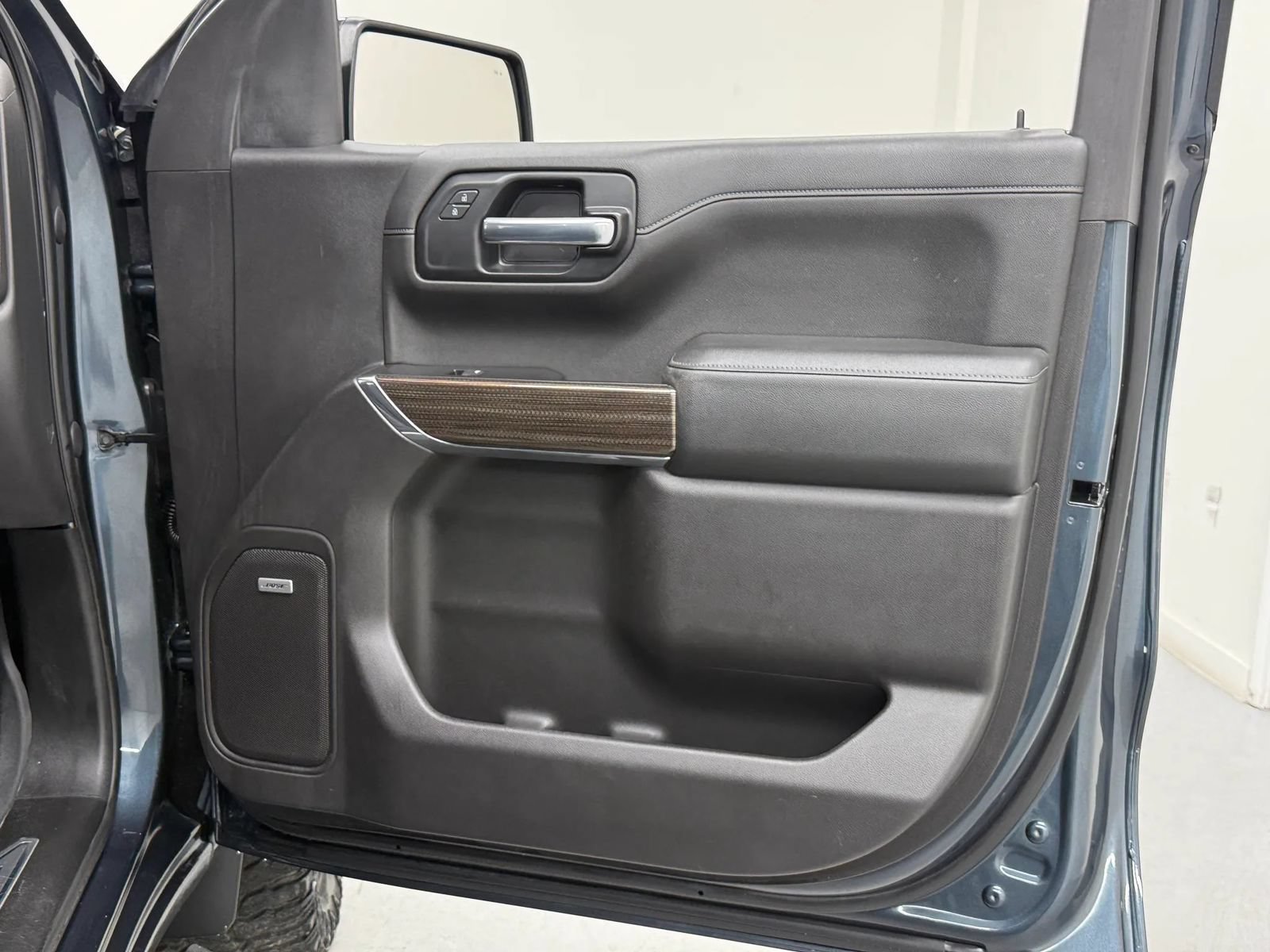 Used 2020 Chevrolet Silverado 1500 RST w/ Texas Edition RWD image 37