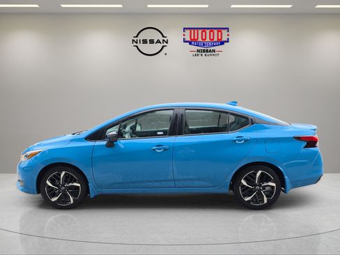 Certified 2025 Nissan Versa SR w/ Trunk Package FWD image 5