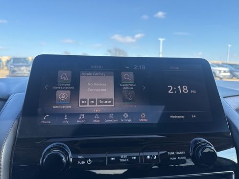 Used 2023 Nissan Armada SL w/ Captain's Chairs Package image 43