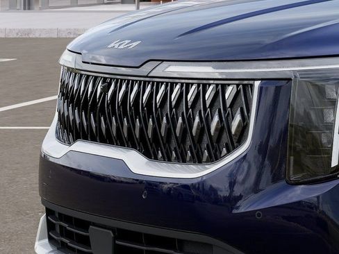 New 2026 Kia Carnival EX FWD image 12