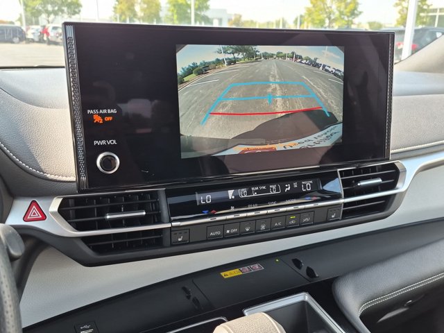 Certified 2025 Toyota Sienna XSE AWD/4WD image 14
