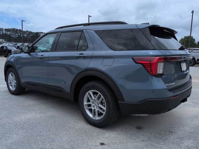 New 2026 Ford Explorer Active RWD image 6