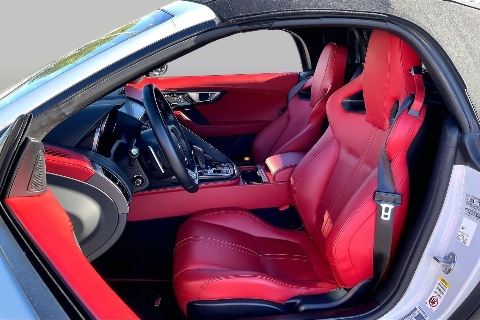 Used 2016 Jaguar F-TYPE R AWD/4WD image 7