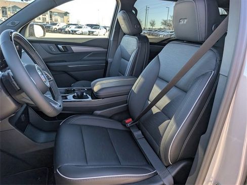 New 2026 Buick Enclave Sport Touring w/ Super Cruise Package image 19