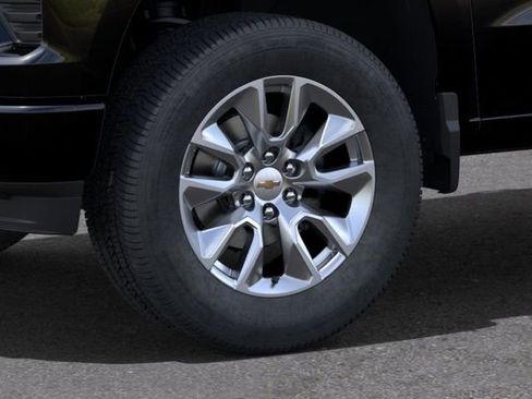New 2025 Chevrolet Silverado 1500 Custom RWD image 9