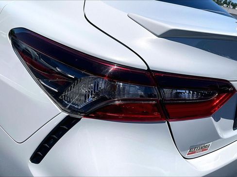 Used 2024 Toyota Camry SE FWD image 27