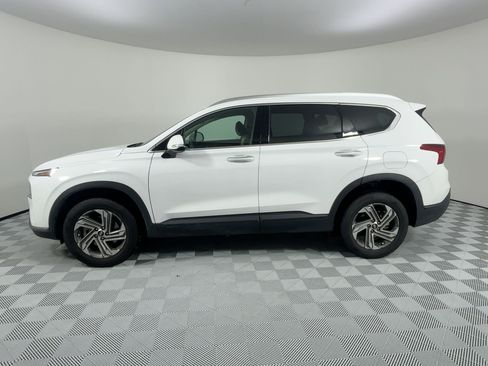 Used 2023 Hyundai Santa Fe SEL image 2