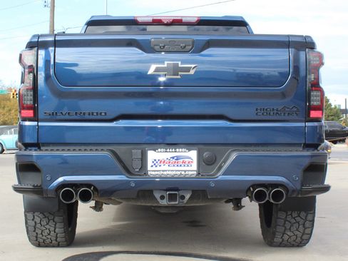 Used 2022 Chevrolet Silverado 1500 High Country w/ High Country Premium Package image 27