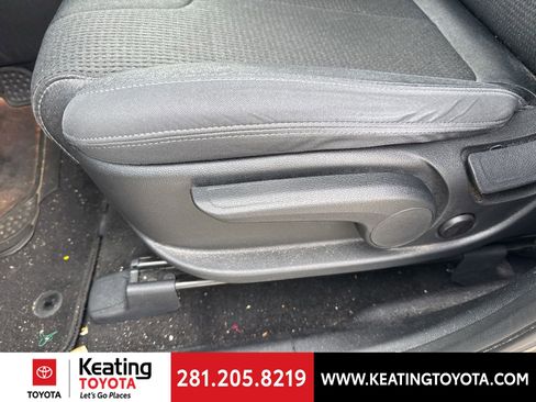 Used 2019 Hyundai Santa Fe SE image 13