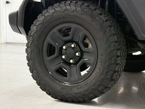 Used 2020 Jeep Wrangler Sport AWD/4WD image 93