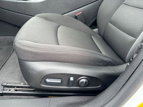 Certified 2024 Chevrolet Malibu LT image 12