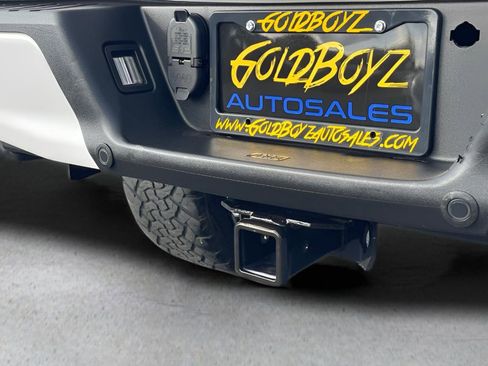 Used 2017 Ford F150 XLT w/ Equipment Group 302A Luxury image 15