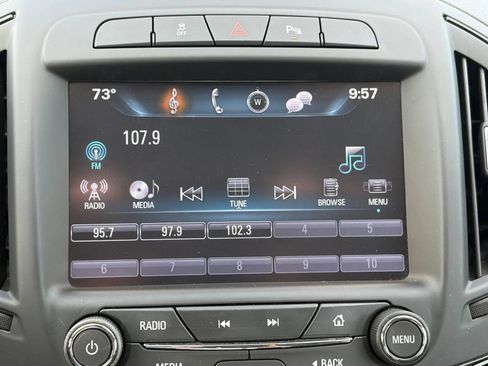 Used 2017 Buick Regal Premium FWD image 19