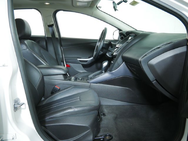 Used 2014 Ford Focus Titanium FWD image 13