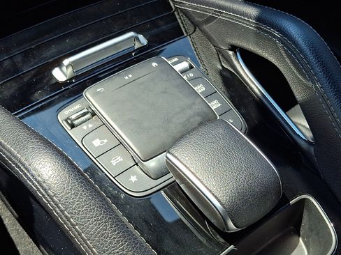 Certified 2021 Mercedes-Benz GLE 350 4MATIC image 16