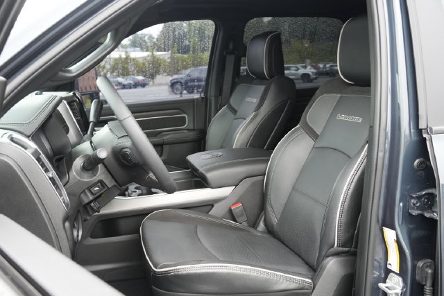 Used 2025 RAM 2500 Laramie w/ Night Edition AWD/4WD image 24
