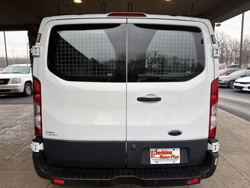 Used 2016 Ford Transit 250 130 Low Roof image 7