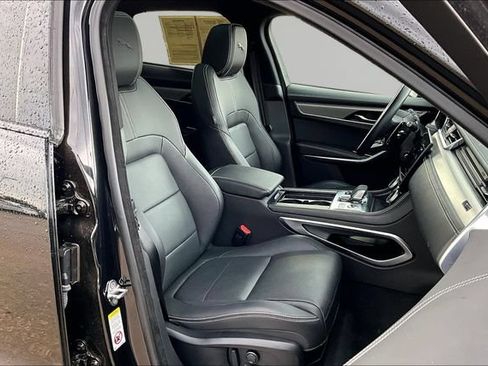 Used 2026 Jaguar F-PACE R-Dynamic S AWD/4WD image 7