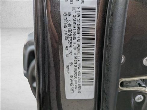 Used 2019 Jeep Compass Altitude image 16