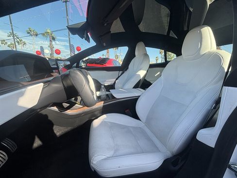 Used 2022 Tesla Model S AWD/4WD image 8