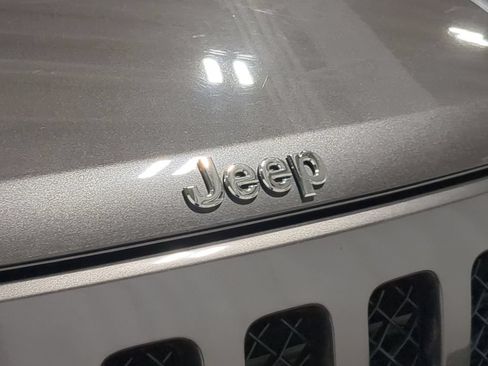Used 2017 Jeep Patriot High Altitude FWD image 15