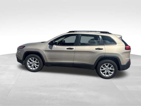 Used 2015 Jeep Cherokee Sport w/ Cold Weather Group image 5