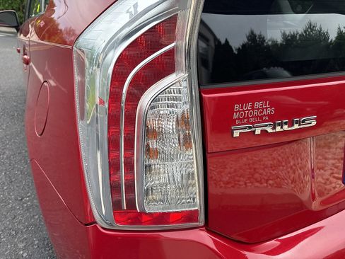Used 2013 Toyota Prius Two FWD image 19