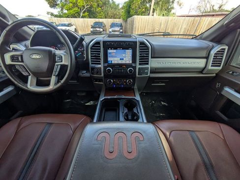 Used 2019 Ford F350 King Ranch w/ King Ranch Ultimate Package AWD/4WD image 15