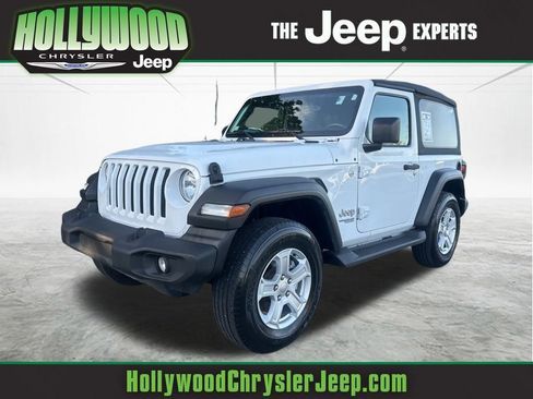 Used 2018 Jeep Wrangler Sport image 1