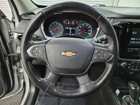 Used 2018 Chevrolet Traverse LT image 23