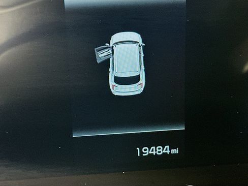 Used 2025 Kia Telluride S image 19