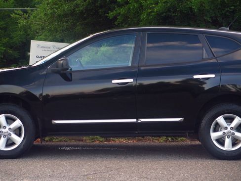 Used 2012 Nissan Rogue S w/ Special Edition Pkg AWD/4WD image 19