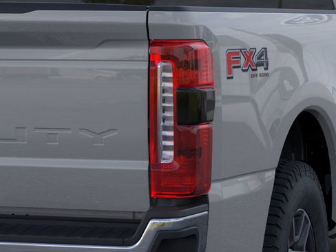 New 2026 Ford F250 Lariat w/ Lariat Ultimate Package image 21