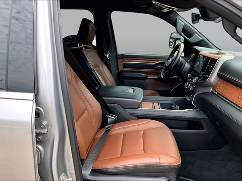 Used 2022 RAM 1500 Limited AWD/4WD image 8