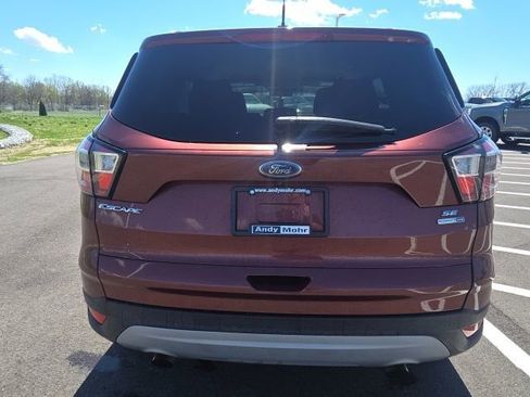 Used 2018 Ford Escape SE AWD/4WD image 9